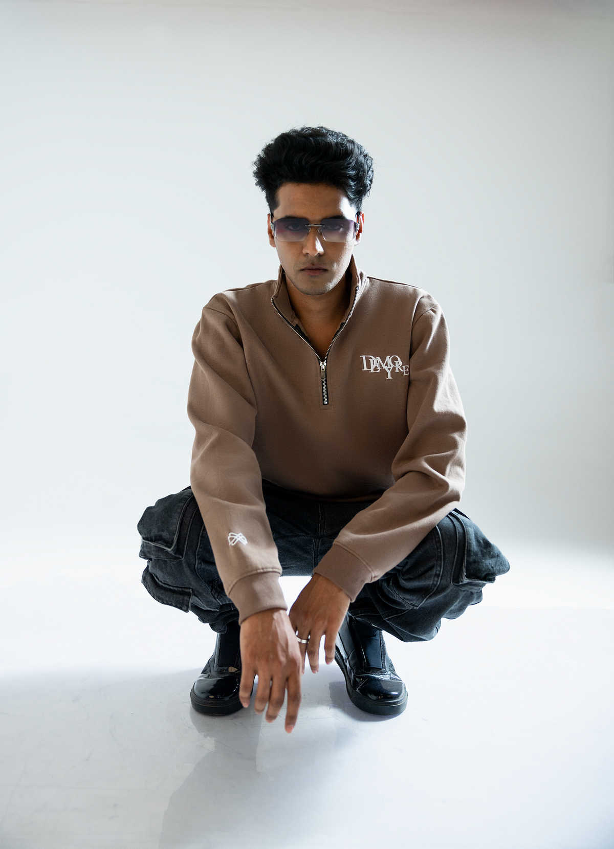DEMYORE Signature unisex Quarter-Zip Sweatshirt-Beige
